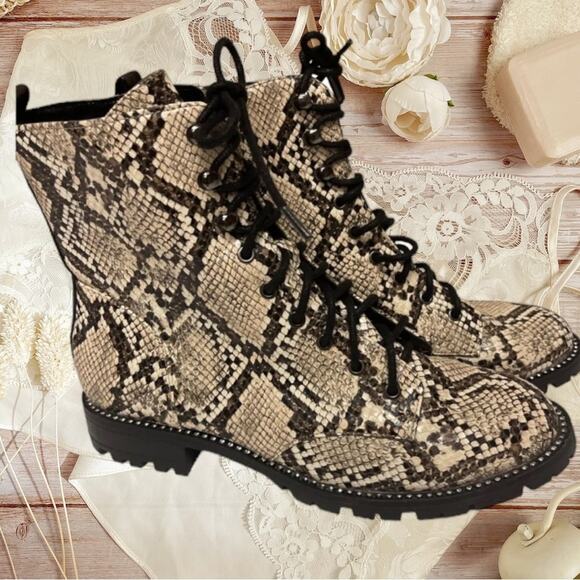 Express Shoes - NWT Express Snakeskin Print Rhinestone Combat
Boots Size 8